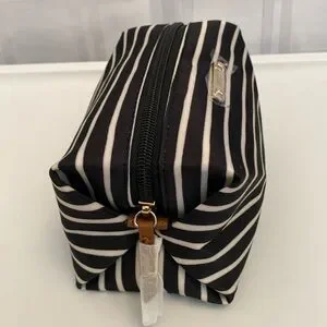 Stella & Dot | Bags | Stella Dot Black And White Striped  display picture 1